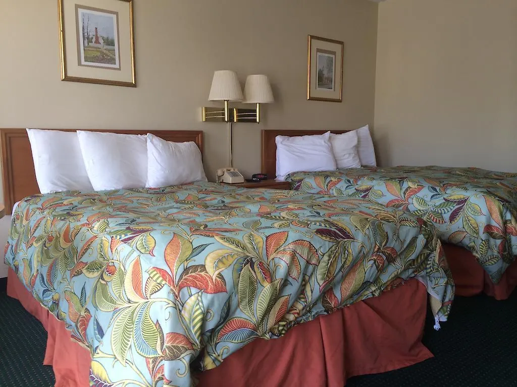 Quarterpath Inn & Suites Williamsburg Motel