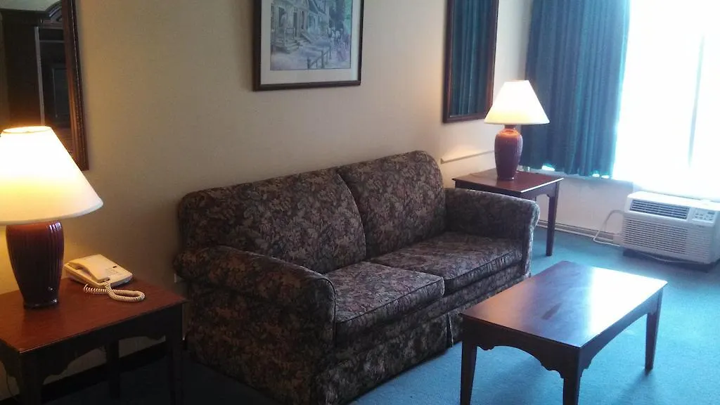 Quarterpath Inn & Suites Williamsburg Motel