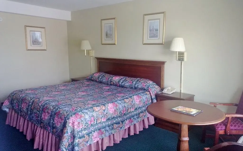 Quarterpath Inn & Suites Williamsburg