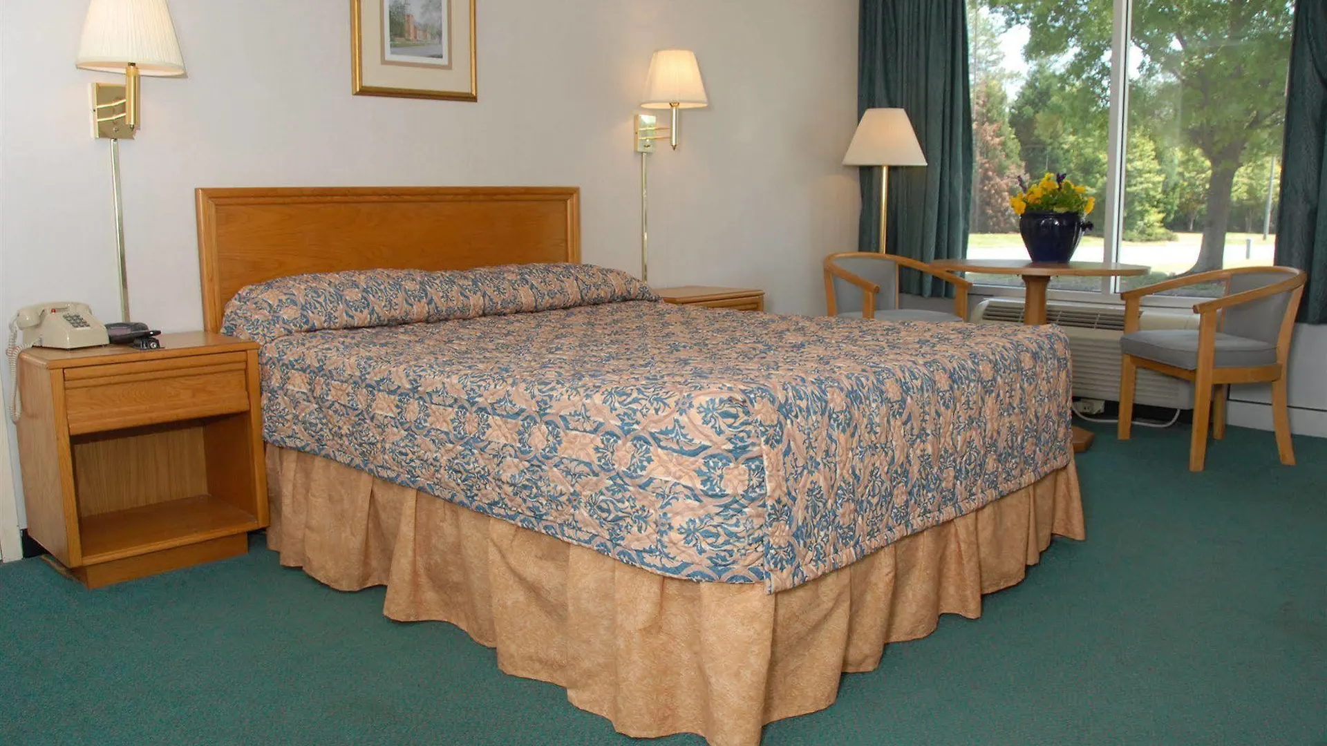 Quarterpath Inn & Suites Williamsburg Motel